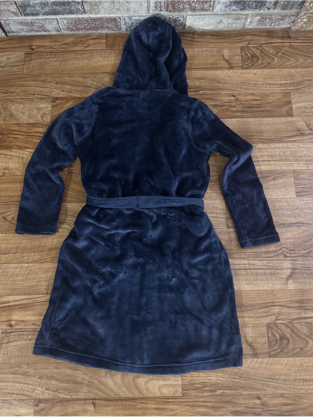 Lands’ End Kids Navy Plush Hooded Fleece Robe Size 12 - Picture 3 of 10